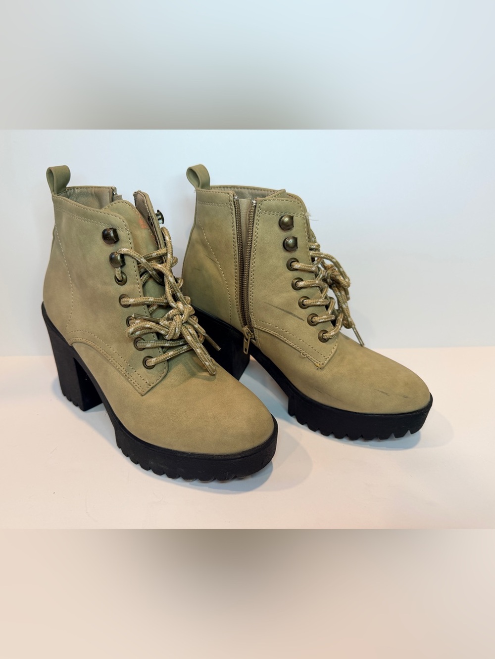 Lace-Up Chunky Heel Ankle Boots in Olive Green
